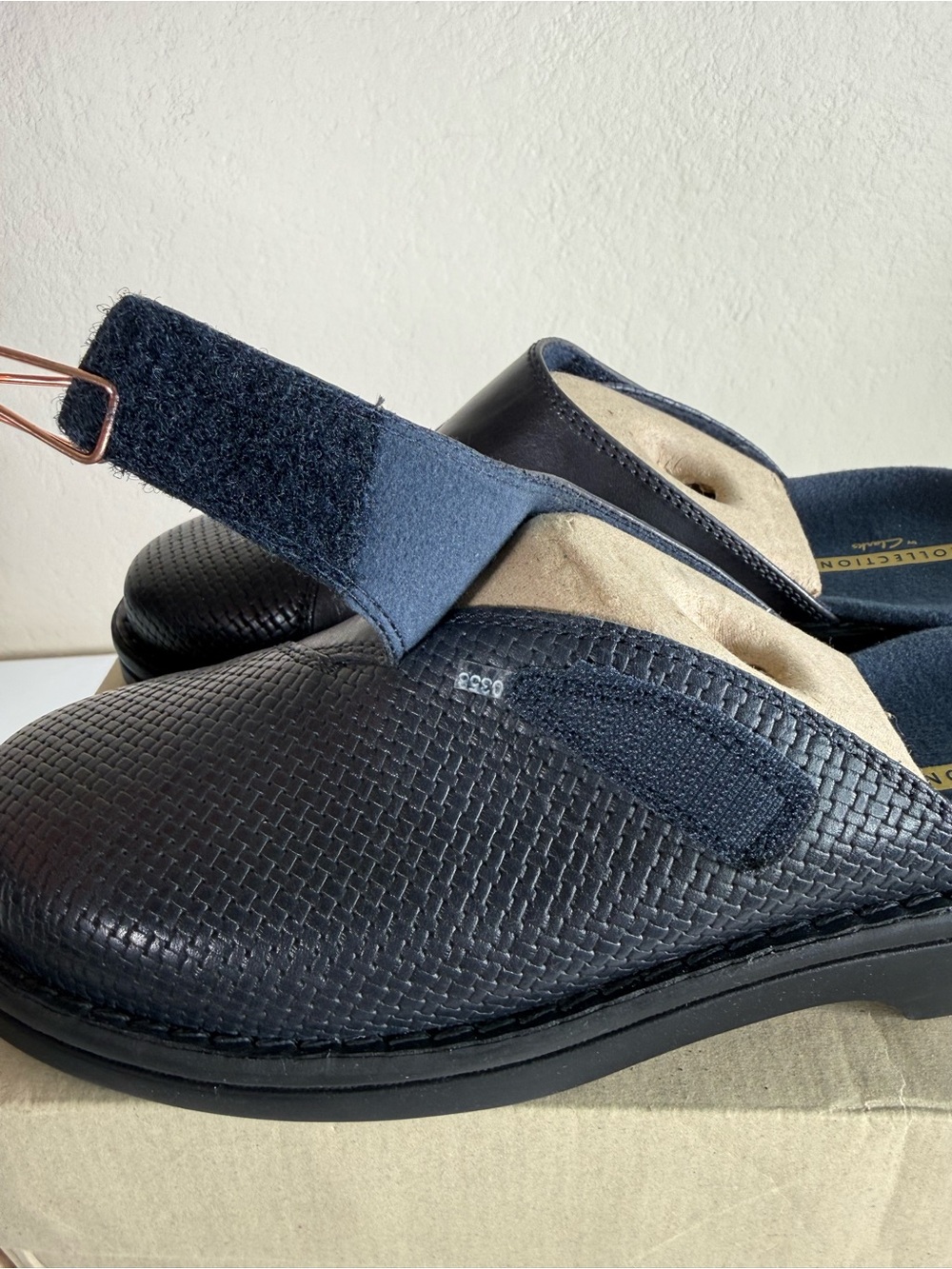 NEW Clarks Collection Patty Tayna Leather Basket Weave Mules Clogs Shoes 8.5 - Picture 11 of 14